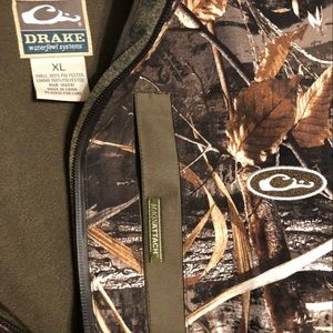 Drake Magnattach Pullover